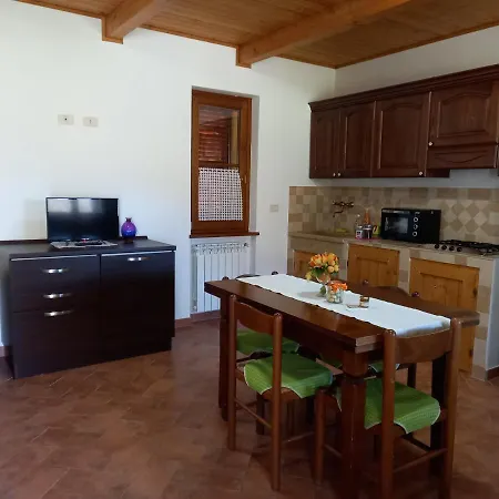 Casa Vacanze La Venarella Sorano  Room photo