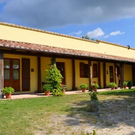 Casa Vacanze La Venarella Sorano  Room photo